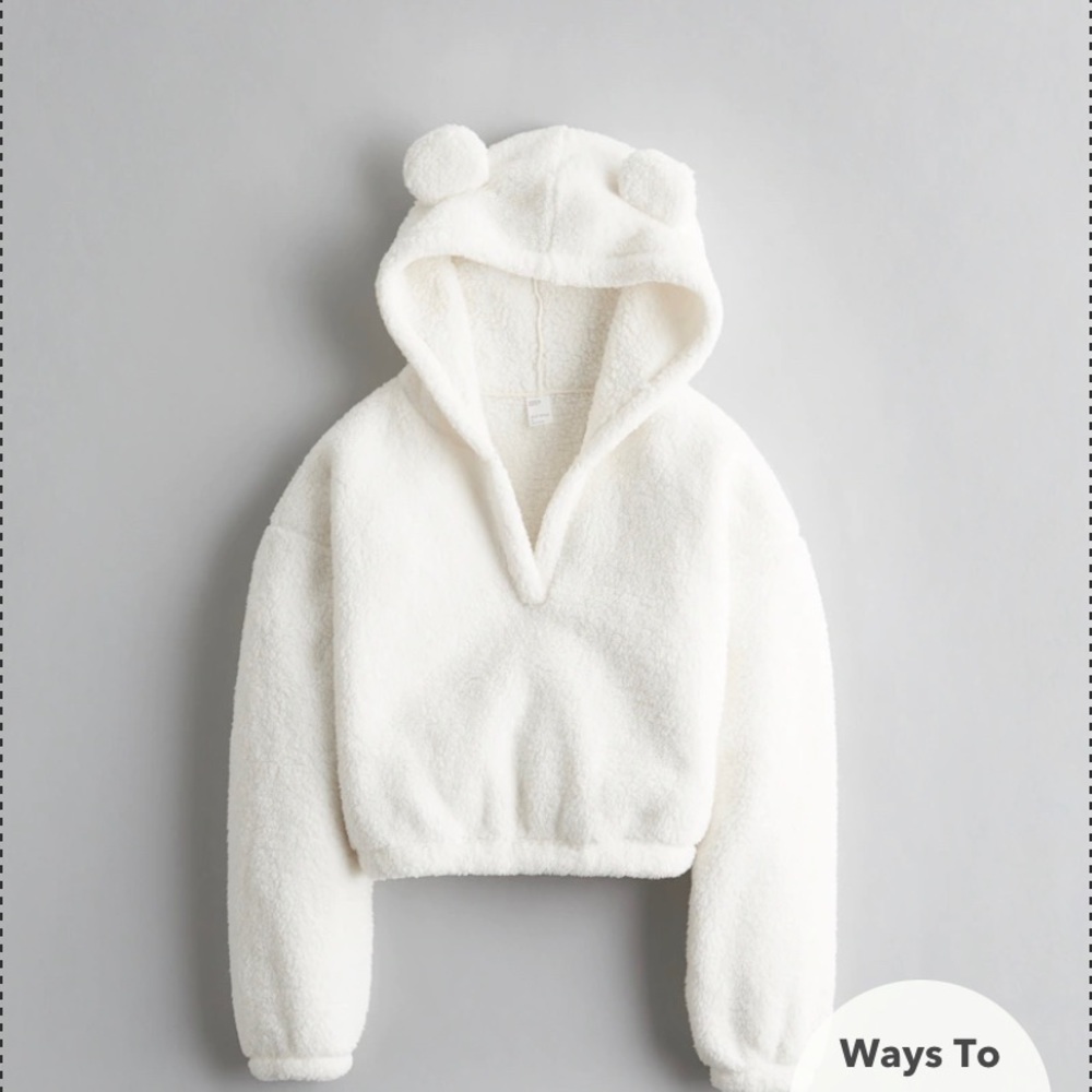 GILLY HICKS CROP SHERPA SLEEP HOODIE